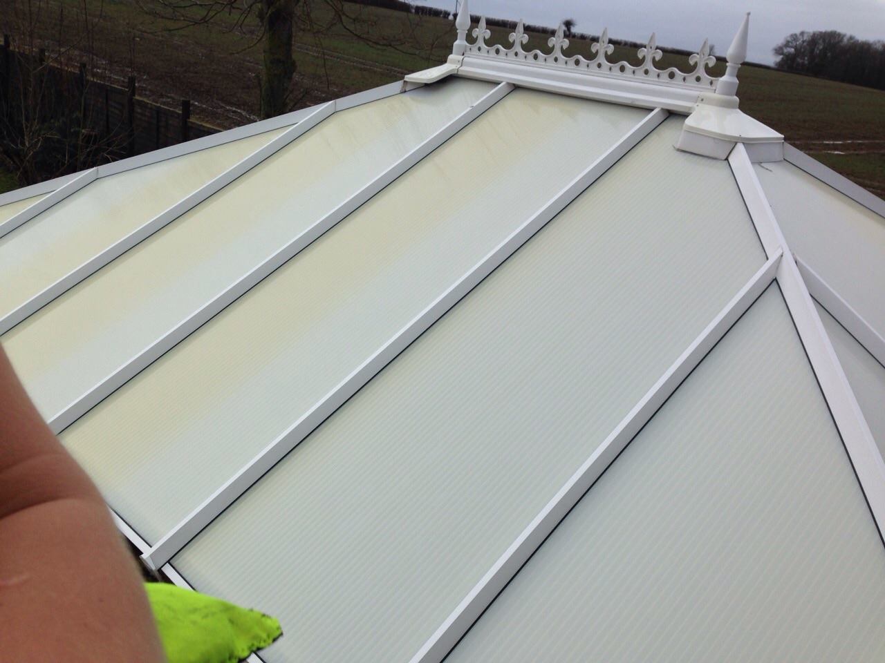 Conservatory-Cleaning-Service.jpg
