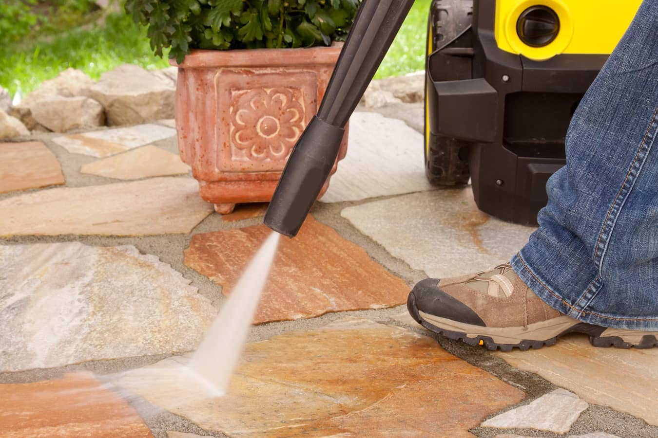 pressure-washing-Services.jpeg
